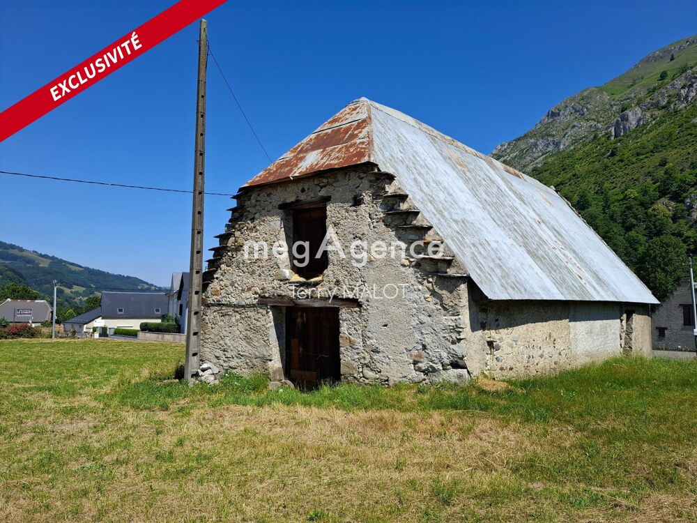 Vente Maison Grange à aménager sur terrain plat de 8106m² Campan