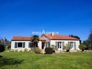  Maison  vendre 8 pices 167 m