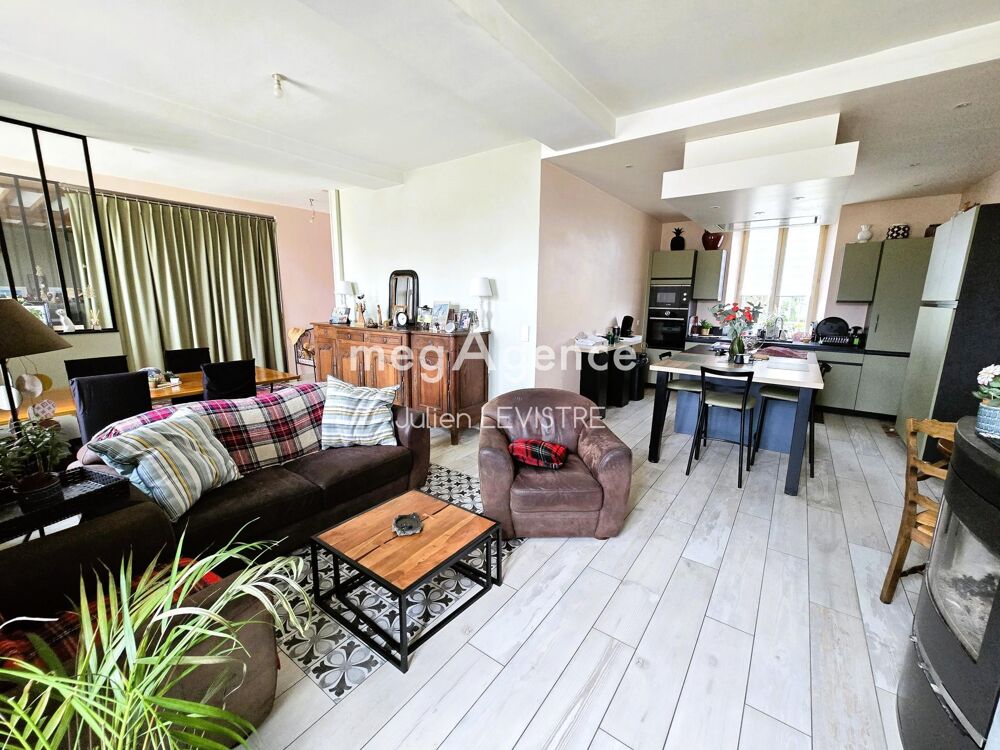 Vente Maison Maison de 7 pièces de 200m² Sainville