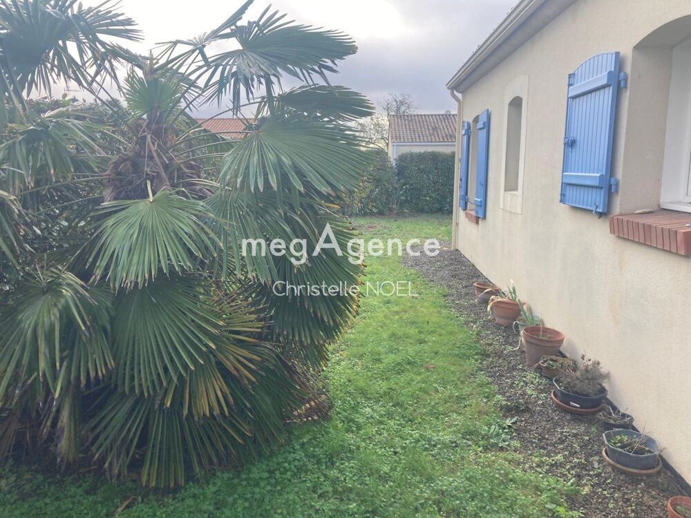 Maison de plain pied,avec 3 chambres,à seulement 6 Kms des plages