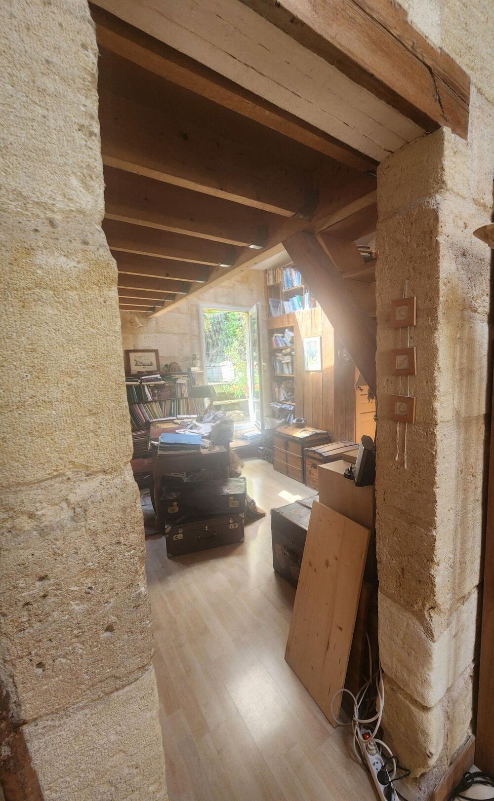 Maison en pierre de caractère au coeur des Chartrons