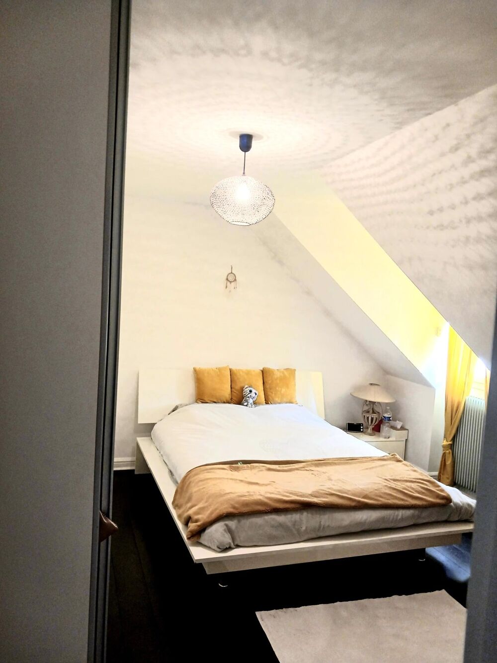 À vendre  Charmante maison familiale 5 pièces de 165 m² à Bondy