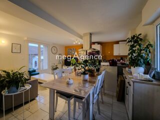  Immeuble � vendre 265 m�