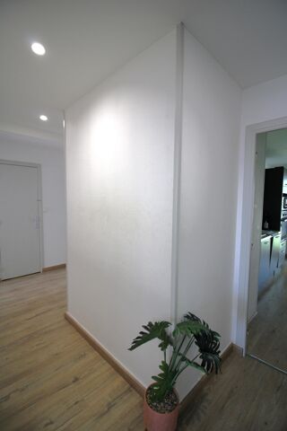  Appartement à louer 3 pièces 69 m²