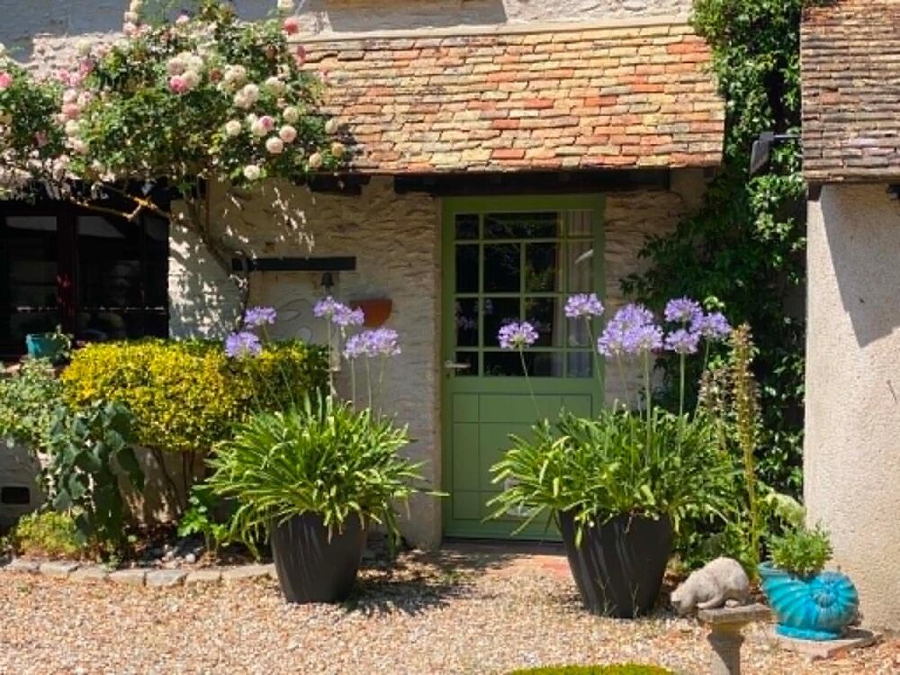 Maison ancienne 3 chambres, 2 salles d'eau, Jardin payasager 1359m² clos, 3 places de parking - Proche HOUDAN 78550