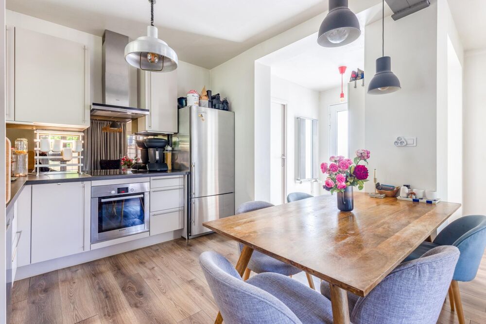 Maison d'architecte contemporaine avec vues et terrasses à Suresnes