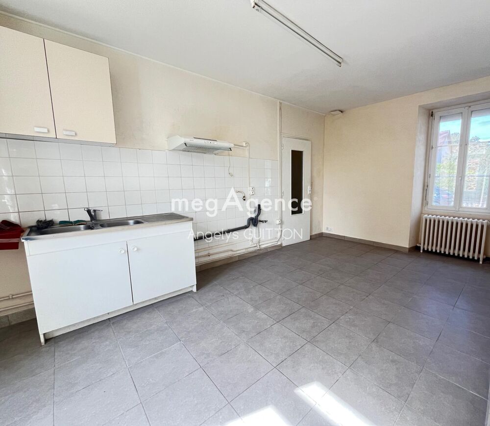 Vente Maison Maison de caractère avec dépendances à 25 min du Mans Beaumont-sur-sarthe