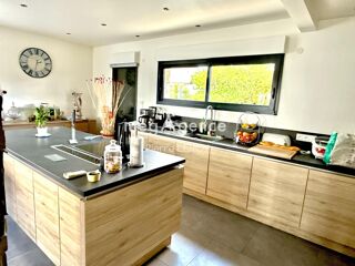 Maison à vendre 6 pièces 212 m²