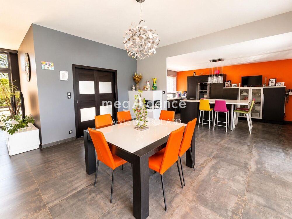 Vente Maison VILLA CONTEMPORAINE TRES SPACIEUSE - PLAIN PIED A LA ROCHE SUR YON La roche-sur-yon