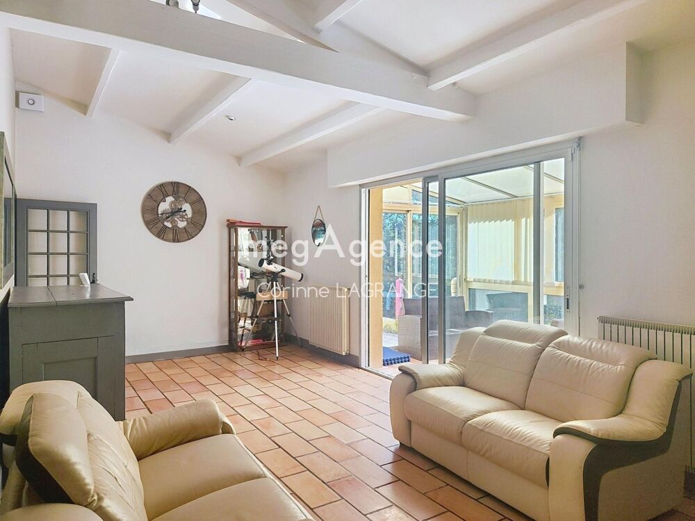 Maison 5 pièces 149 m2 avec piscine