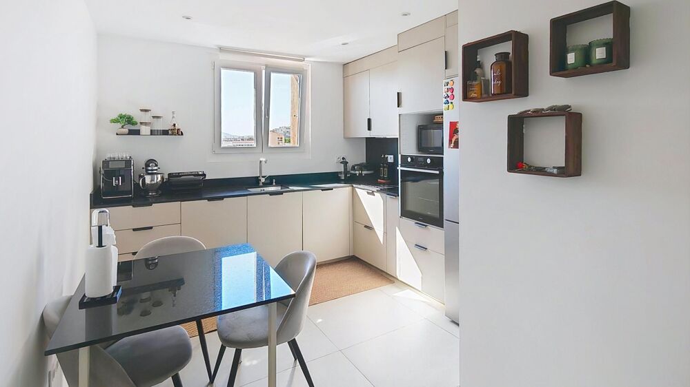 Vente Appartement Saint-Raphaël (83700) – T3 rénové avec goût + terrasse sans vis-à-vis + cave Saint-raphael