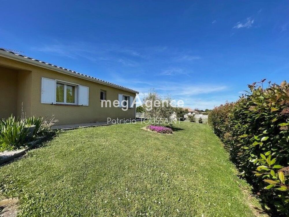 FONSORBES- Plain-pied 120m2, 4 chambres, bureau, piscine,et grand terrain 900m2, secteur prisé