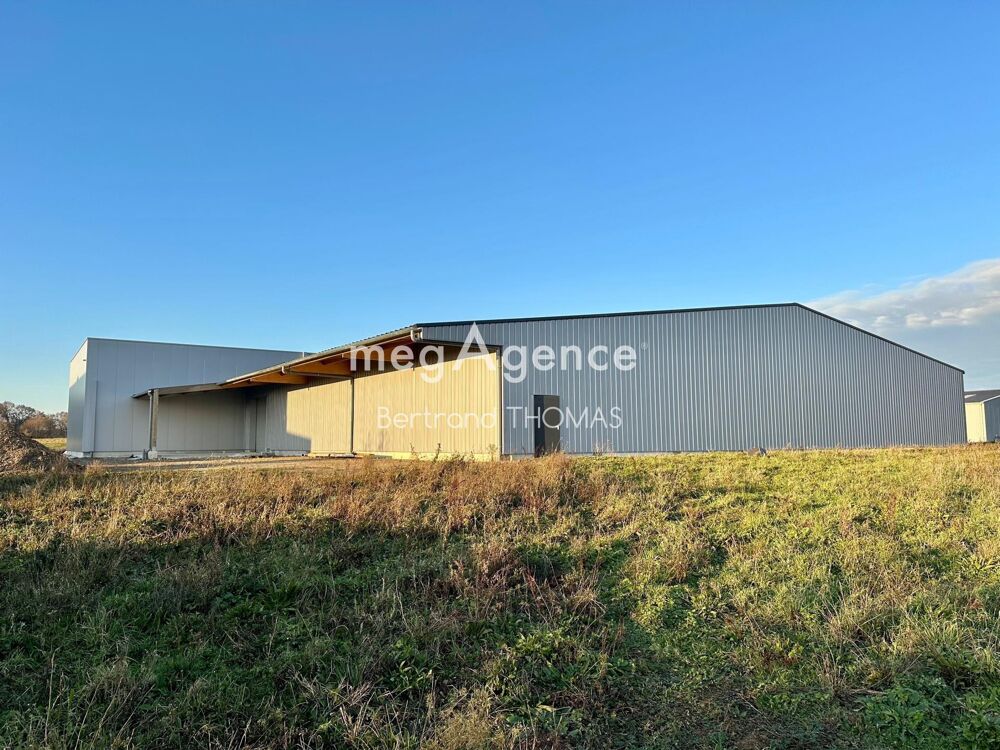   Bâtiment de 1800 m2 construit en 2023 sur un terrain de 6924 m2 
