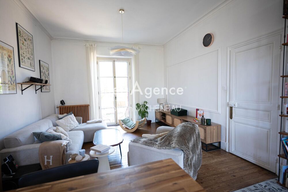 Vente Maison Maison de Maître - Le May sur Evre - 202 m2 - 4 chambres Le may-sur-evre