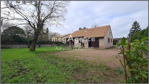   4 Chambres, bel espace en pelouse clos et arbor� avec garage Maison - 10 pi�ce(s) - 151 m�