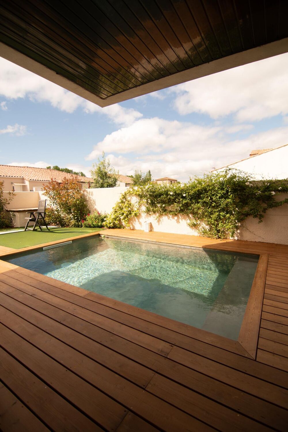 Villa neuve 115 M2 4 chambres, sur 230 M2, piscine