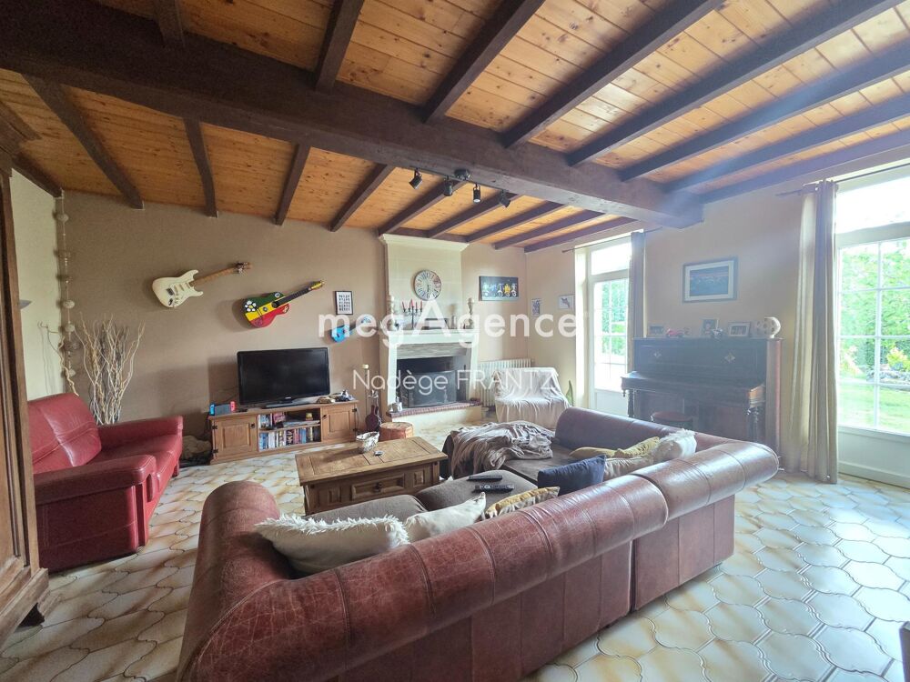 LES ÉGLISES-D'ARGENTEUIL (17400)  MAISON CHARENTAISE 145 M²  DÉPENDANCE 85 M²  TERRAIN 2 300 M²  DPE C