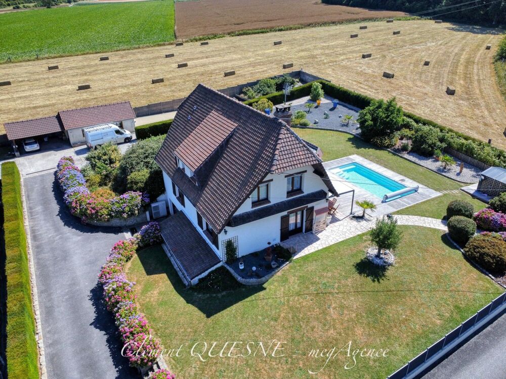 PRESTATIONS HAUT DE GAMME / PISCINE / VUE VALLEE