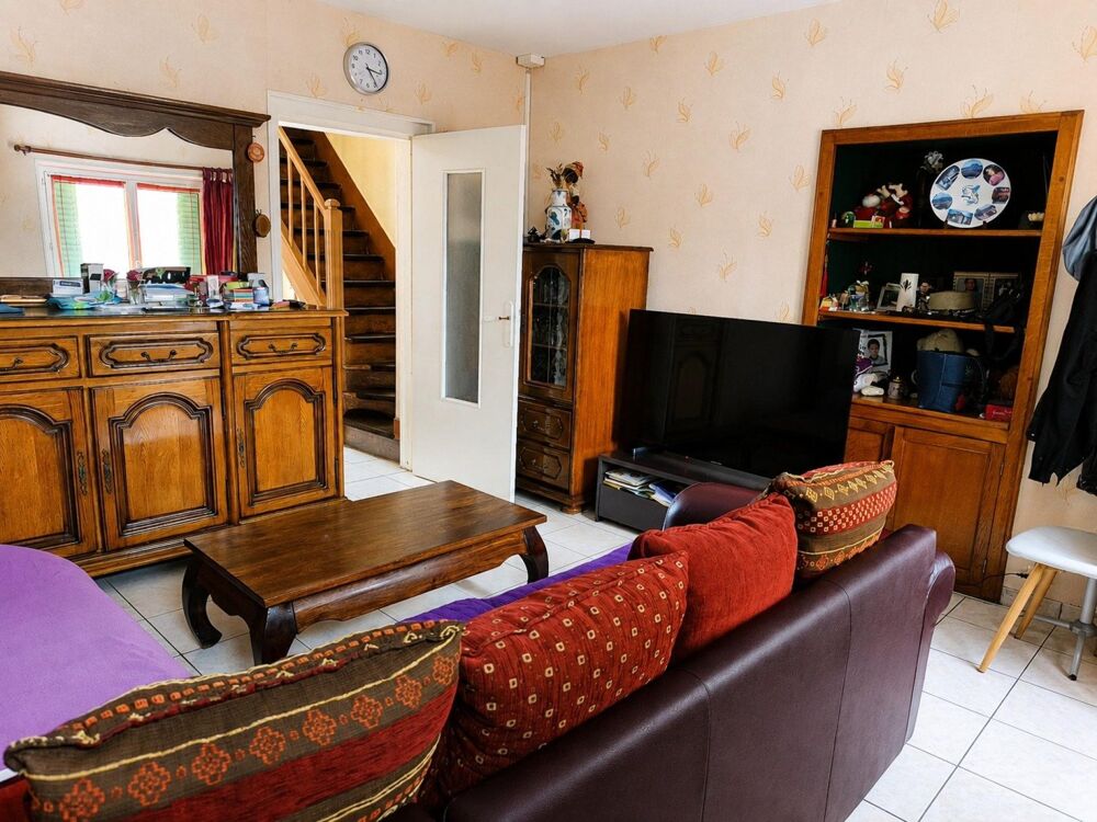 Vente Maison Ensemble de 3 maisons, nombreuses possibilités Durdat-larequille