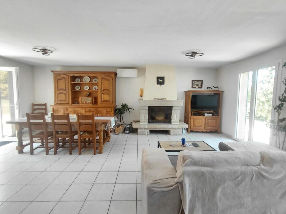 Vente Maison Maison de 1990, plain pied, 3 chambre dépendance sur 5000m² Mesnils-sur-iton