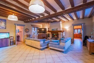  Maison � vendre 8 pi�ces 240 m�