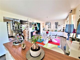  Maison � vendre 7 pi�ces 200 m�