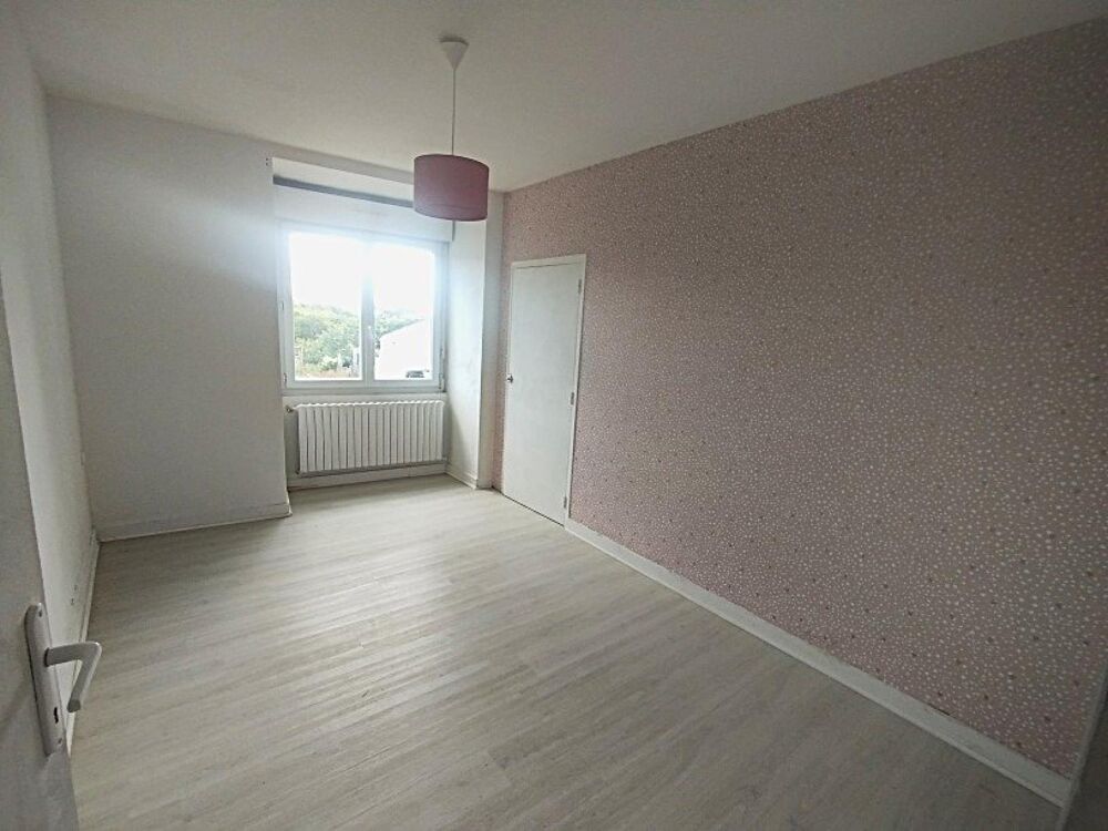 Vente Maison Maison proche centre bourg avec grand terrain Brains-sur-gee