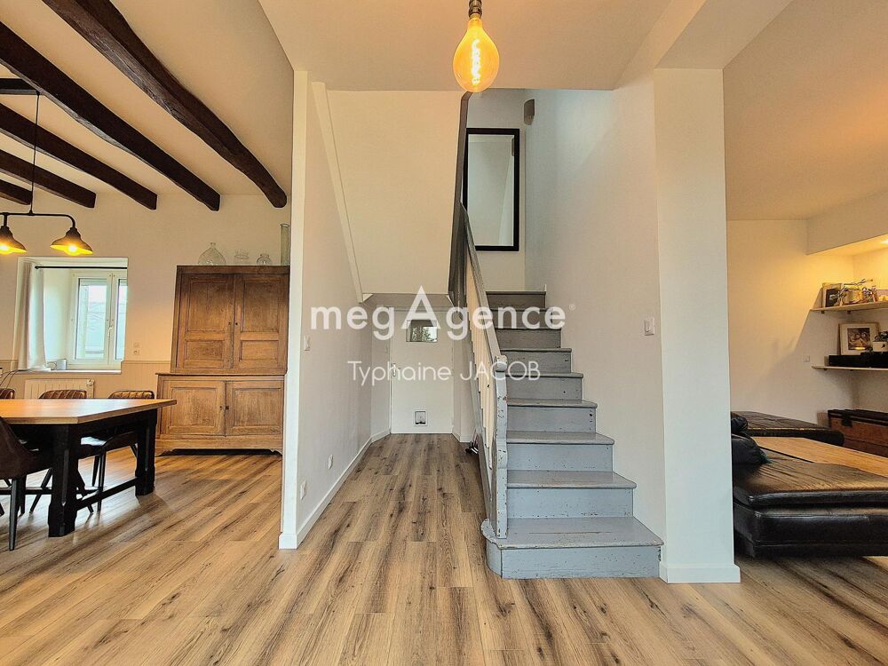 Ensemble rénové : maison 6 chambres, 1 studio et T2