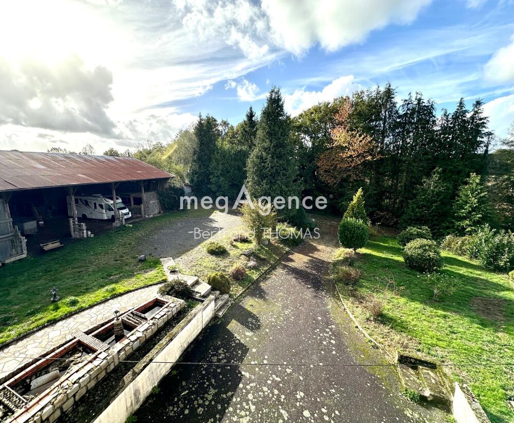 Vente Maison Maison traditionnelle en campagne avec un hangar de 550 m2 Saint-sauveur-des-landes