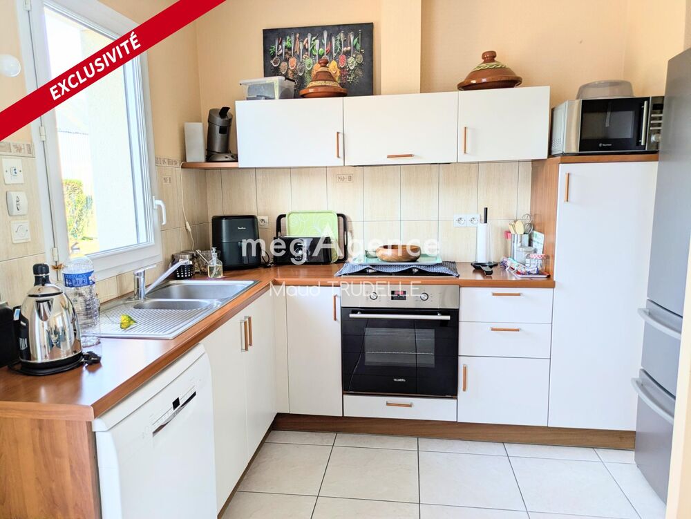 Vente Maison Plain pied au coeur du bourg Guecelard