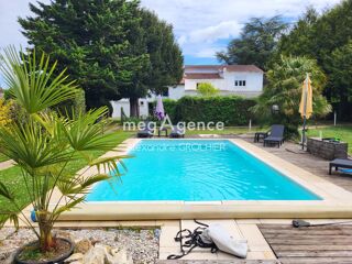  Maison à vendre 8 pièces 275 m²