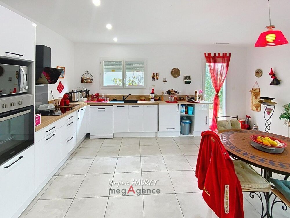 VILLA RECENTE (2023) - PLAIN PIED - 3 CHAMBRES - VERANDA - JARDIN - GARAGE