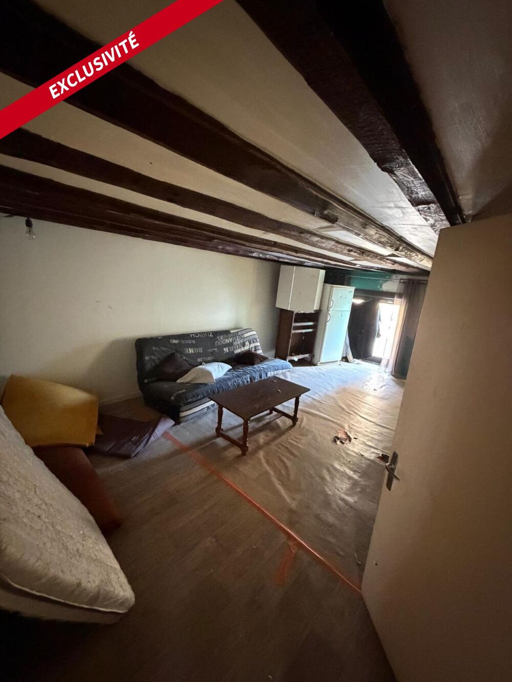 appartement type studio de 21,96 M2 a rénover