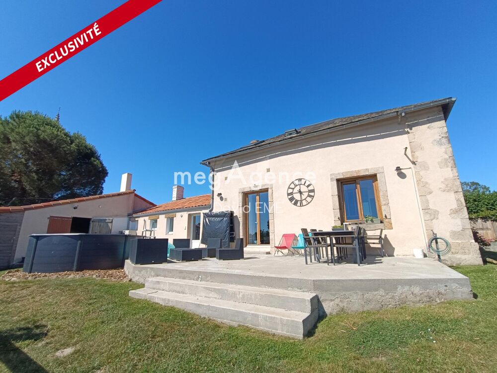 Vente Maison 7 Pièces, 148 m2, 4 chambres, LES ACHARDS Achards