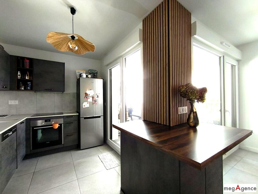 Vente Appartement Floirac – Appartement contemporain 3 pièces avec balcon et parking Floirac