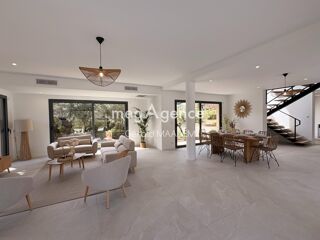  Maison  vendre 7 pices 243 m