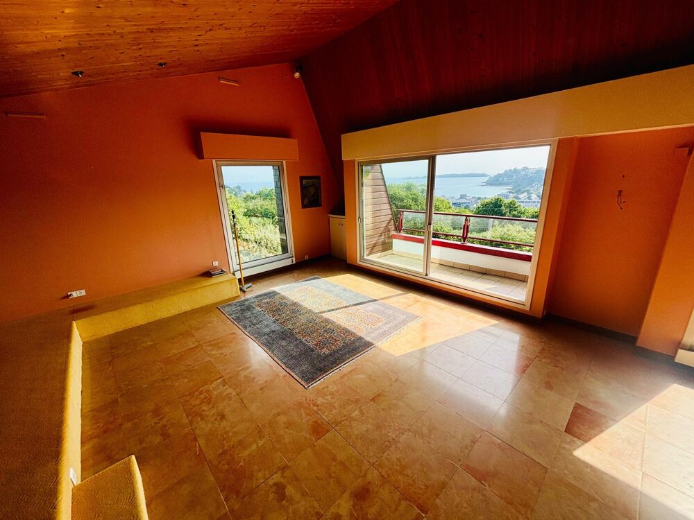 Maison d'architecte vue mer