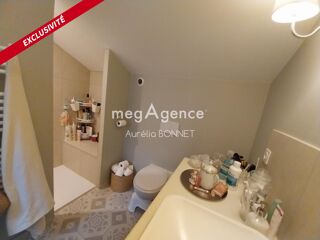  Maison � vendre 10 pi�ces 246 m�