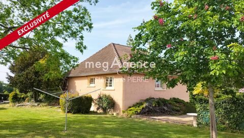   DANS PARC ARBORE,VASTE PAVILLON AUX PORTES DE MONTLUCON Maison - 7 pièce(s) - 191 m²