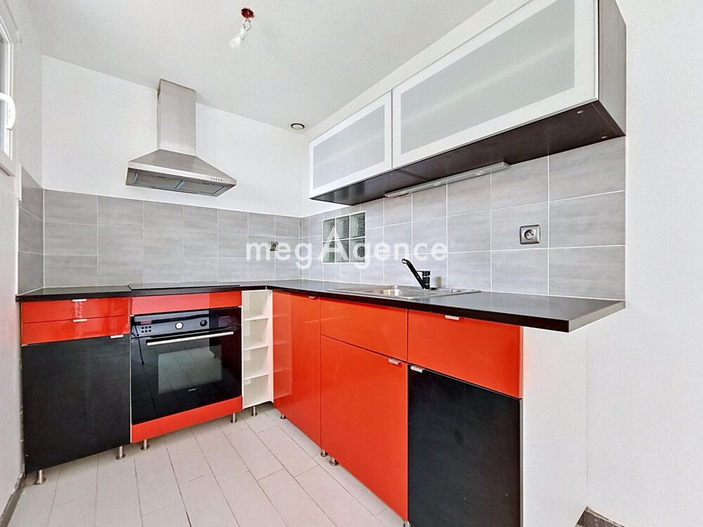 MAISON DE VILLAGE BOUAFLE 72 M²