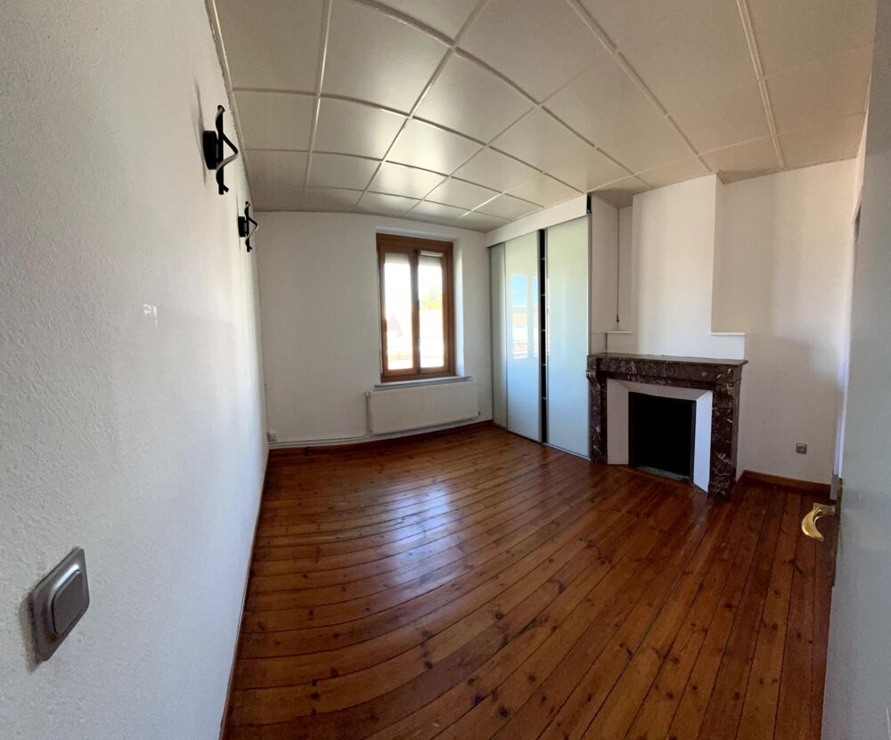 Vente Maison Coup de cœur assuré ! Grande maison de 198 m², 4 chambres, beaux volumes et un excellent rapport qualité/prix à seulement 182 00 Lievin