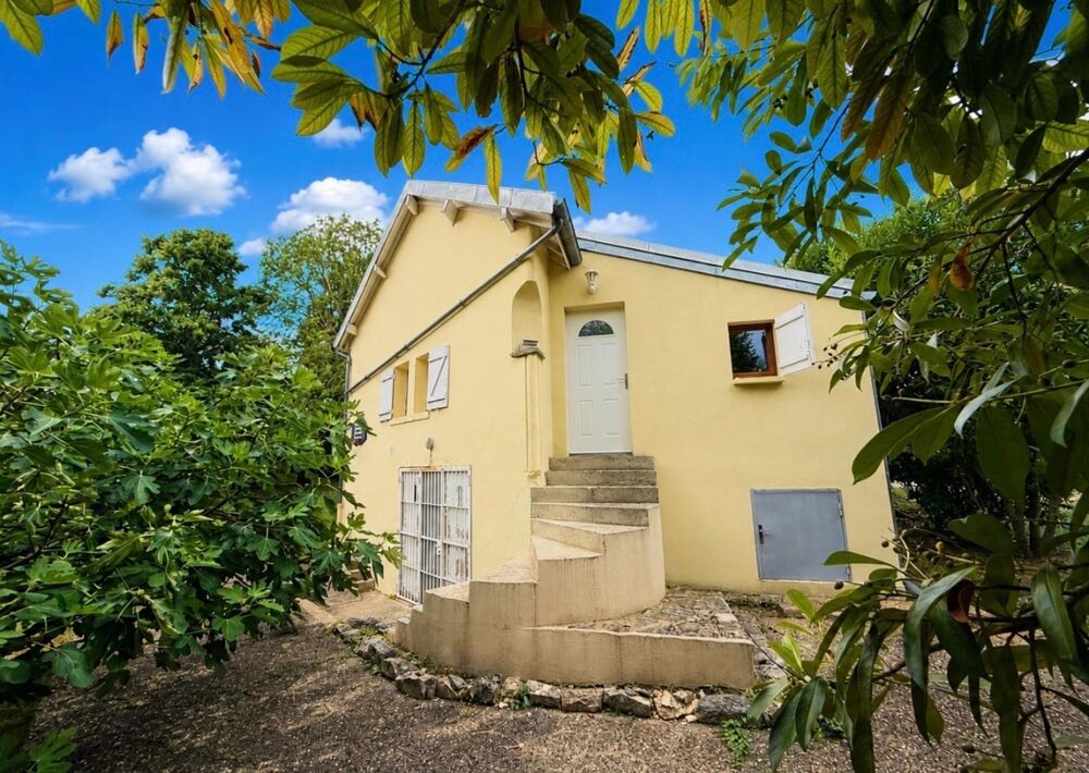 Vente Maison ÉPÔNE Un bien unique de plain-pied avec cave voûtée de plus de 100 m², véritable coup de cœur ! Epone