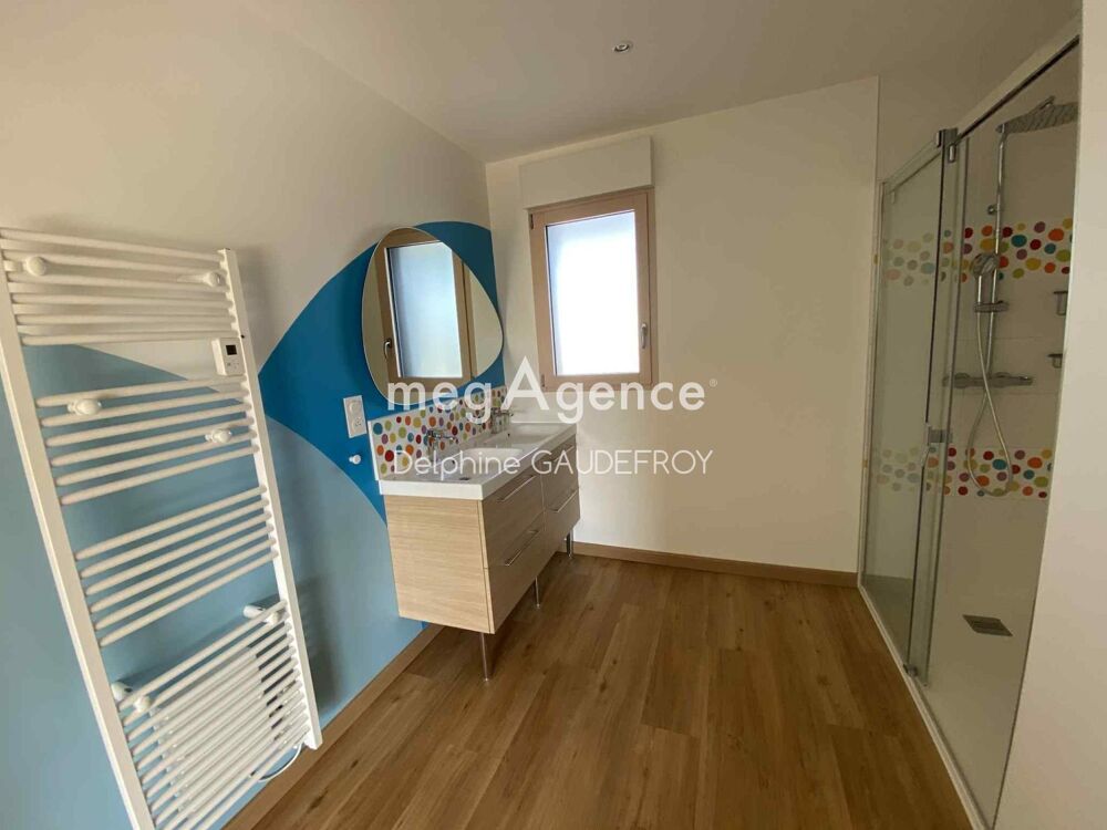 Vente Maison PAVILLON 7 PIECES - 6 CHAMBRES - GARAGE - JARDIN Naours