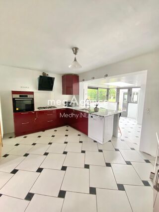  Maison  vendre 6 pices 135 m