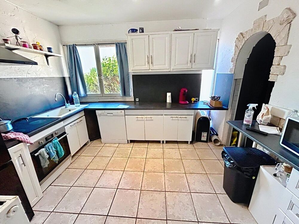 Vente Appartement A VENDRE : T4 de 80m² à rénover - FREJUS - VILLENEUVE Frejus