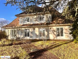  Maison à vendre 10 pièces 221 m² Romorantin-lanthenay