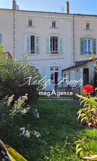  Maison  vendre 8 pices 192 m