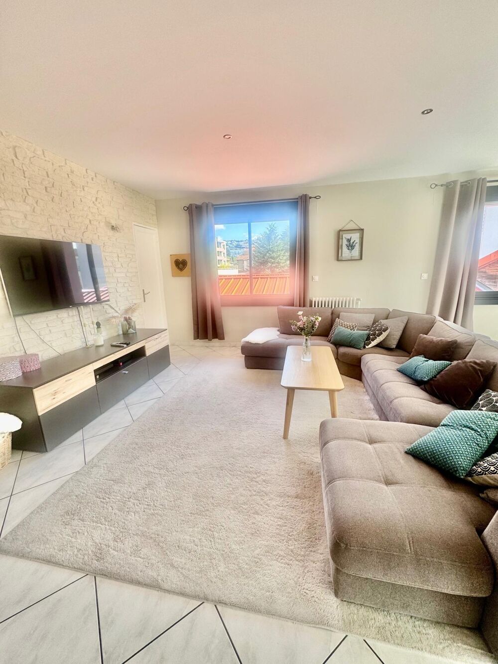 Vente Maison MAISON FAMILIALE AVEC PISCINE – FIRMINY CENTRE ? Firminy