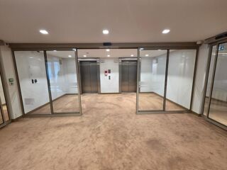   Bureaux d'exception 1630m² - Vue panoramique Paris - 27 parkings Clichy