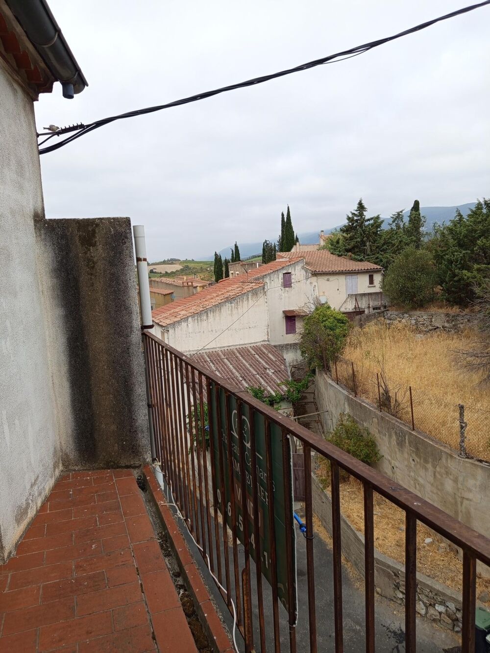 Maison de village au calme sans vis à vis, à rafraichir
